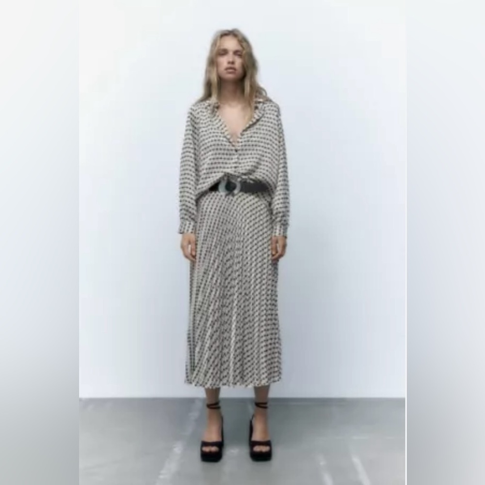Zara Black & White Monochrone Set